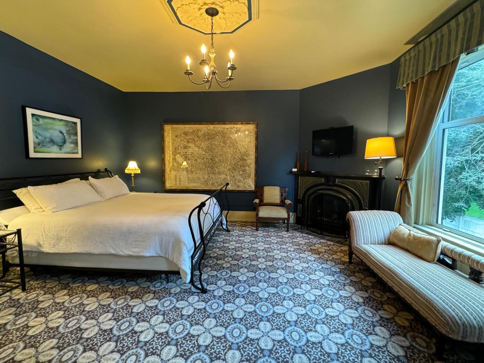 The Edwards Waterhouse Inn Fredonia Экстерьер фото